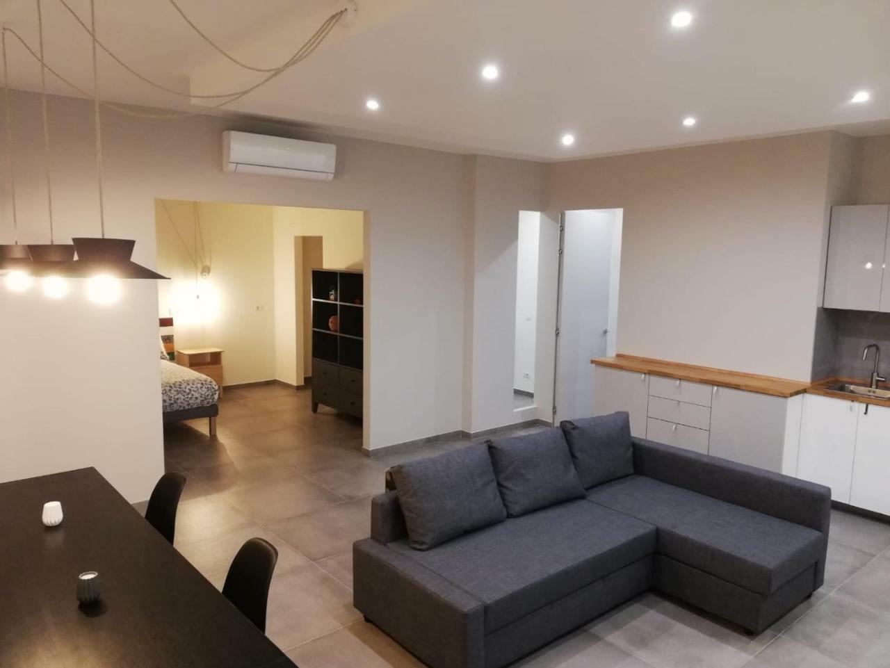 Dimora San Ferdinando 1 Apartment Bari Luaran gambar